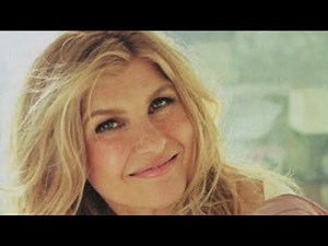 13 Sexy Photos of Connie Britton