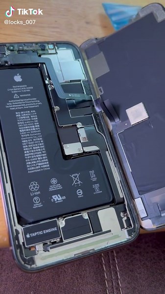 Also it’s not turning on anymore ever since I opened it 😆 it was boot looping before too #iphone #phonerepair #computerengineer #apple