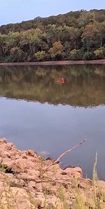 🚨 KWTX is getting reports a man drove his car into the #BrazosRiver in Waco and left it. Officers identified him at the scene, and no arrests have been made at this time. Stay tuned for updates. Video: Melissa Terrell Smith | KWTX News 10