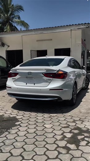 Honda Insight 1.5L Hybrid: Features and Benefits