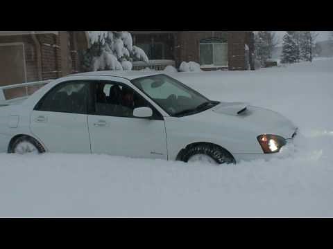 [HD] Subaru Impreza WRX STI 2005 Snow Plow Drifting ICE FUNNY :)