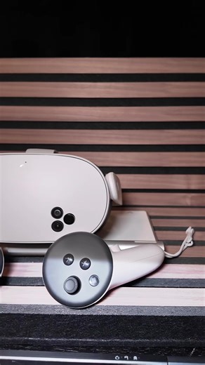 🚨 STOP SCROLLING – Your VR ADVENTURE Starts RIGHT HERE! 🥽🔥 Ready to dive into mind-blowing worlds without breaking the bank? The Meta Quest 3S is the ultimate entry-level powerhouse packing Quest 3-level performance at an insane price! 😱 This beast delivers: \t•\tFull-color mixed reality passthrough – Blend virtual magic with your real world like never before! Play games in your living room, battle aliens on your couch 🌌 \t•\tSnapdragon XR2 Gen 2 chip – 2x the power of Quest 2 for smoother 