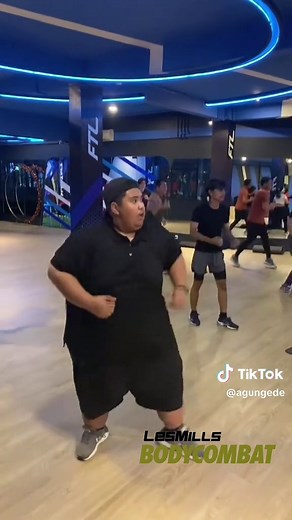 LES MILLS BodyCombat Workout with Coach Sakura