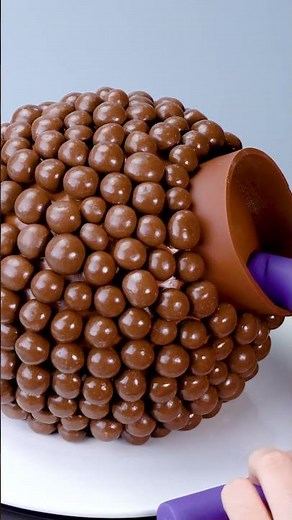 Rainbow Fondant & Chocolate Candy Cake Masterpiece 🍫🎂 #BakingInspiration #CandyCake #Satisfying #S