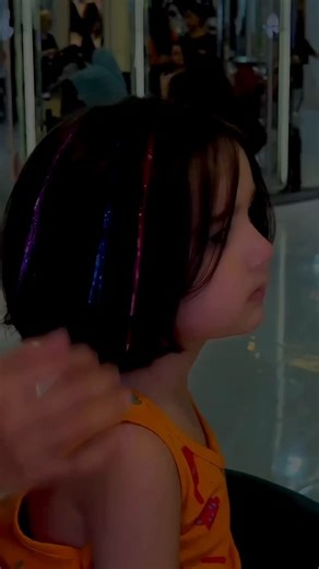 587K views · 29K reactions | Snip, snip! ✂️✨ Transform your hairstyle at Kashee’s Kingdom – Tariq Road—where style meets precision! ‍♀️ For Booking & Enquiries Whatsapp :-  0312-883-4015  0345-288-9230 #KashifAslam #HairGoals #TariqRoad #KasheesKingdom #CreativeHair #HairStyling #KasheesHairCutiing #HairCut #ProfessionalHairCuts #TariqRoad #EidMubarak #EidDay #EidCelebration | Kashee's - Artist | Facebook