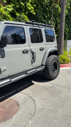 22 Jeep Wrangler Rubicon 4xe on Instagram: "Stunning! . . . . . . 37/l2.5/17 @nittotire ridge grapplers @visionwheel nemesis wheels in matte black -12 offset @lod_offroad Armor Lite Rock Sliders @hookeroad side steps @barricadeoffroad trail runner front and rear bumper @teraflexsuspension reinforced hinge and tire carrier @rock_slide_eng ez rack extra fuel carrier @synergymfg drag link and tie rod @officialmopar extreme recon fender flare extenders @teraflexsuspension IR control arms and track b