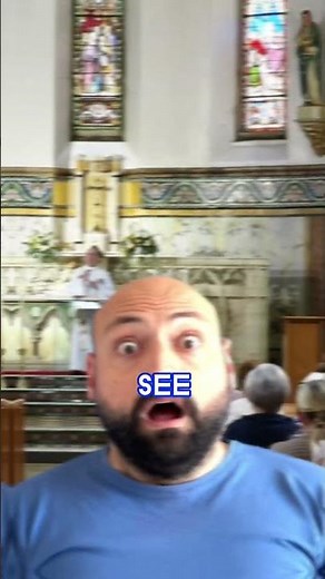 A mother accidentally broadcast herself naked in the shower at a funeral in front of a FULL church 😳