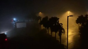 Intense eye wall winds gusting over 110 mph on Gulf Shores AL with Hurricane Sally | Reed Timmer Extreme Meteorologist