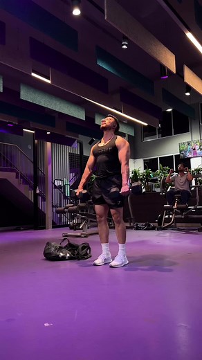 Online telehealth is the biggest scam ❌ Most burnt out Physiotherapists I speak to are working 50hr weeks, 5 days a week and are tired of the lack of financial security and the lack of work life balance they have to spend time with their family, kids & friends. While logically it might make sense to bring your rehab & physiotherapy online through telehealth consults so you can work from home and have more flexibility, it doesn’t fix the root problems as to why physio’s are burning out. 1️⃣ The l