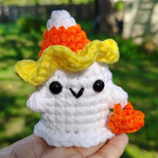 No Sew Mini Ghost With Candy Corn Hat and a Tiny Basket PDF Pattern - Etsy