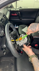 Swapped out the 4Runner steering wheel for this Carbon Fiber one from 4Runner Lifestyle •Since I had it all apart might as well do the @mesocustoms volume fix. It takes the volume up and down from side to side to being up and down•This is a pretty straight forward swap but it’s also sketchy working with an airbag.•Nice part about the GEARWRENCH Tools MegaMod setup that I have is I got pretty much every tool to get things done 🤘...#tools #gearwrenchpartner #4runner #gearwrench #4runnerlifestyle 