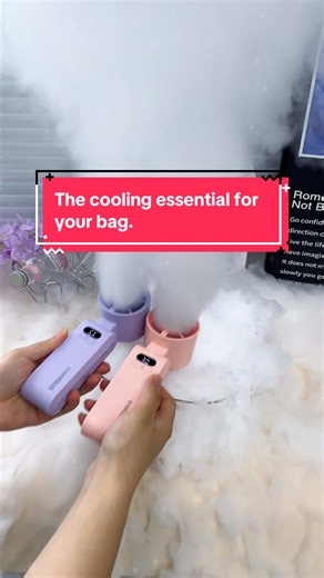 It’s small enough to keep in your bag, and when you feel hot, you can just pull it out and use it right away.#coolhill #tiktokmademebuyit #handheldfan #Girlsummerhack