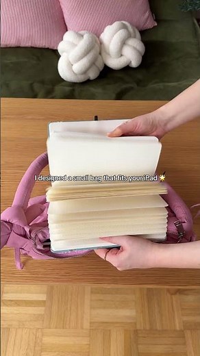 Finally a bag that fits your iPad ❄️🌟🤍