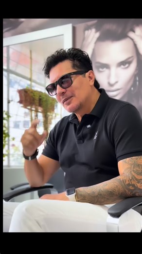 Armando Gaitan Villamarin on Instagram: "Hay días en los que lo que uno necesita no es “más tiempo”… sino más energía, más enfoque y esa sensación de seguridad que se nota en todo: en cómo caminas, cómo decides, cómo trabajas y cómo te presentas ante la vida. Por eso hoy te hablo de ENERGÍA 💥 Un producto pensado para acompañarte en el día a día: ✅ cuando tienes mil cosas por resolver ✅ cuando quieres rendir mejor sin perder el ritmo ✅ cuando quieres sentirte más presente, más vital ✅ y sí… tamb