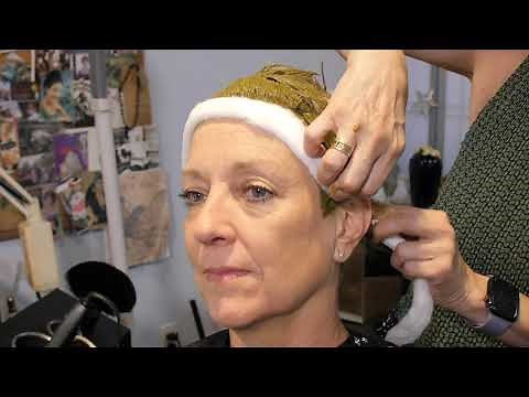 How to apply henna for blond tones using plant based hair color