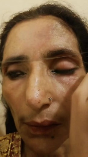 Traditional Threading Technique: A Close-Up View