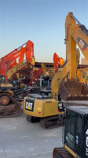 Used CAT 320E, (without acceleration#usedexcavator #construction #heavyequipment #cat #original