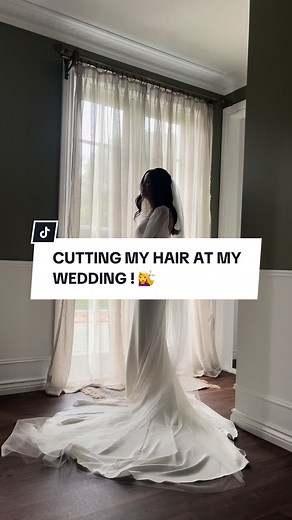 Unique Wedding Experience: Haircut at the Reception