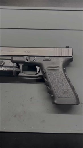 Upgrading my Glock 21 Gen 3 with Trijicon night sights—see the difference! #Glock #Glock21 #Trijicon