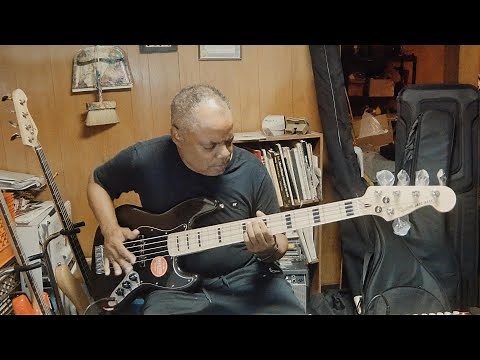 Bionic Bass Player Episode #19 Squier by Fender Affinity Series Active Jazz Bass V (DEMO)