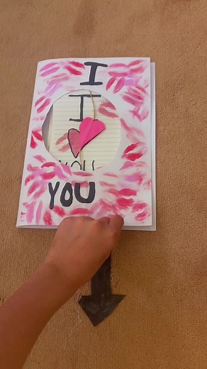 #ideas #tut #tutorial #ideas? #tutorials #ideas #mothers #day #mothersday #mothersdaygift #card #birthday #bdaycard #kiss #xoxo #pull #down #pulldownletter #pulldowncard #valentines #valentinesday #cute