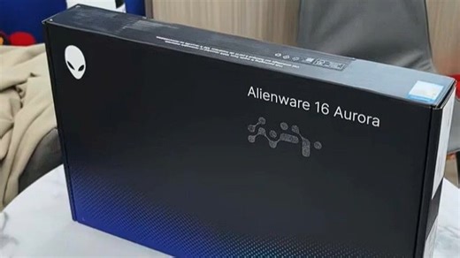 外星人游戏本智能灯光同步，沉浸式体验升级，光影随战况实时变化，完美契合游戏场景。搭载高性能硬件，畅享流畅对战乐趣，精准响应每一场操作挑战。