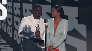 Congrats to The Weeknd on winning Best Male R&B/Pop Artist Award! #CulturesBiggestNight #BETAwards | BET Awards