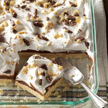 Peanut butter pudding dessert