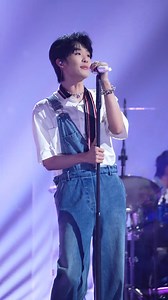 754K views · 43K reactions | 王赫野「爱」 诺言永恒，青春无价 Cr：王赫野Studio官方抖音 #王赫野 #天赐的声音 #天赐的声音6 | 浙江卫视 | Facebook