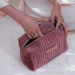 Custom Makeup Bag, Bride Toiletry Bag, Bridesmaid Gifts, Toiletry Bag, Cosmetic Bag, Birthday Gift for Her, Wedding Favors, Christmas Gift - Etsy