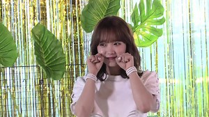 Weki Meki录制《我爱偶像》 鬼马精灵可爱十足