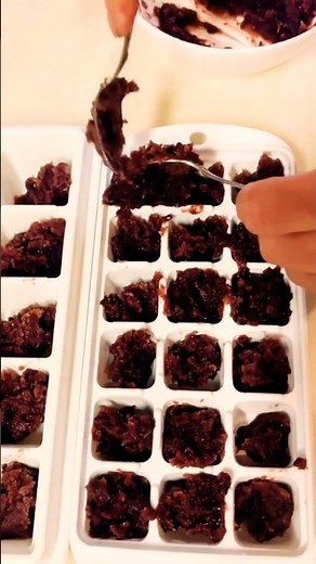 【氷トレーであずきと牛乳を使ったアイスクリーム作り】#アイスクリーム#cooking#shortsfeed #shortsyoutube #shorts#あずきと牛乳#氷トレー#興味 #美味しい
