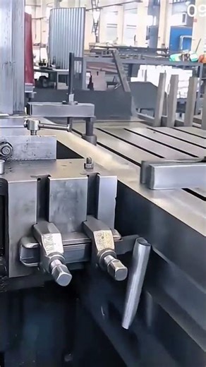The process of peeling iron with a machine