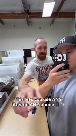 Universal phone adapter that lets you use your favorite filters on ANY phone! 📲 ✨#phonephotographer