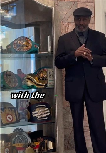 Top 5 boxers with the most belts: #annyPacquiao #OscarDeLaHoya #FloydMayweather #SugarRayLeonard #ThomasHearns