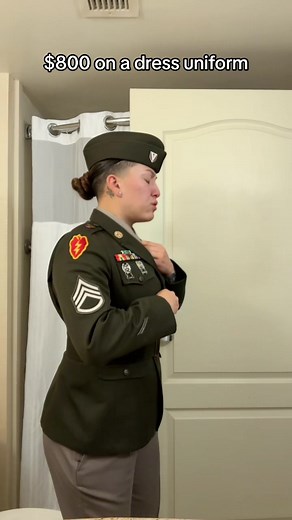 It hurt 🥲🥲 #pinksandgreens #fyp #foryou #miltok #military #militarytok #militaryfyp #militaryhumor #hawaii #oahu #veteran #army #tattoos #tattedsoldier #undercut #femalesoldier #lesbian #lgbtq #militaryfacts #mil #viral #milvet #militaryhacks #maryland #Virginia #Schofieldbarracks #ALC #fortgreggadms