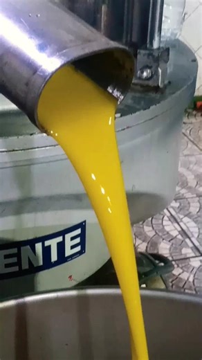 عملية استخلاص زيت الزيتون🫒 Olive oil extraction process