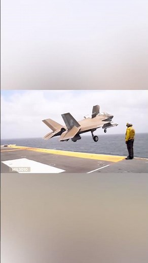 USMC F-35B Lightning IIs | Flight operations aboard USS Tripoli (LHA-7)