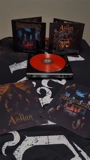 Aztlán Death Metal on Instagram: "Chegaram os LP's do Split AZTLÁN / MALEFACTOR!! Material de altíssima qualidade sonora e gráfica, fruto de muito empenho e dedicação ao metal underground! Estamos com uma quantidade de cópias e lembramos que as 11 primeiras levarão de brinde um poster exclusivo de cada banda! Valor: R$ 160,00 + Frete (entrega para todo o Brasil) Para adquirir basta nos acionar via DM ou no e-mail aztlanalive@gmail.com! As aquisições podem ser feitas também junto aos irmãos do @m