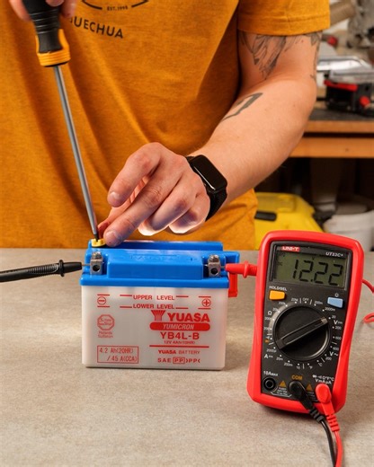 622K views · 375 reactions | Bring A Dead Battery To Life | DeMilked | Facebook