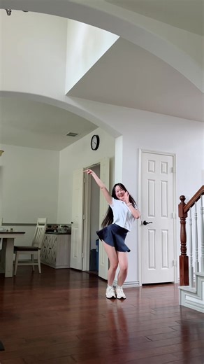 K-Pop Dance Tutorial for Beginners: Join the Fun!