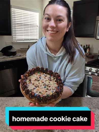 Delicious Homemade Cookie Cake Recipe