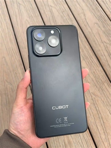 7.2 pulgadas de pura inmersión. Netflix, juegos, redes... todo cobra vida en esta pantalla. #cubot #fyp #note60 #5G #celular #teléfono #tableta #Inteligente #telefonia