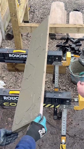 Laying a wood effect porcelain tile #garden #gardendesign #tile