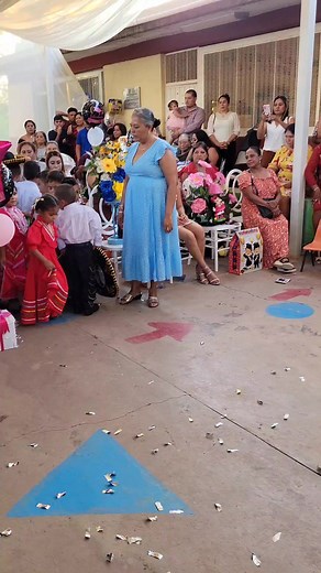 Niños de Kinder bailando el jarabe tapatío. #Bailando #jarabeTapatio #AureliGC #Kinder #reels #virales | Tony c Latino Fiestas