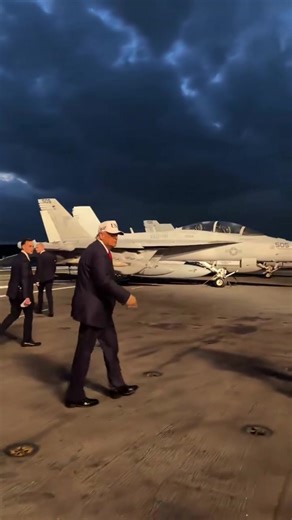 President Donald Trump in New York🇺🇸#airforce #aircraft #pilot #asmr #military