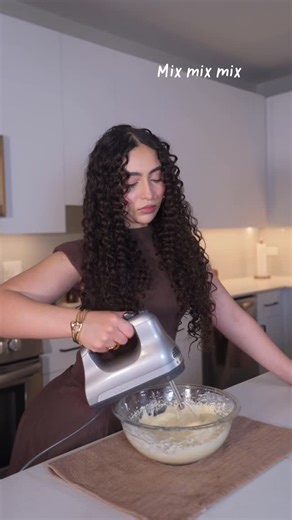 Soraya | My sweet tooth is ravenous so tiramisu with a fraction of the calories and a lot more protein is right up my alley. 🤝🏻 I was able to easily... | Instagram