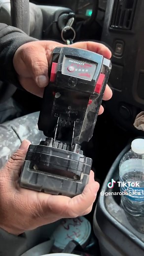 Cómo cargar la batería Milwaukee correctamente