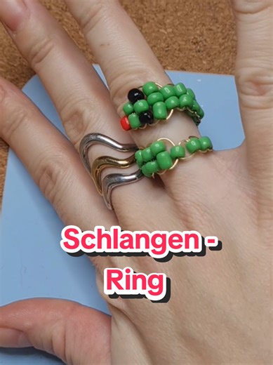 Holt eure Perlen raus! ✨️🐍 #diy #perlen #perlenring #schmuckselbermachen #perlenschmuck