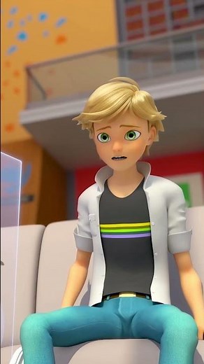 Típico de Plagg: ¡usar la IA para hablar sobre queso! 🧀 | LADYBUG | ‪@disneychannelES‬